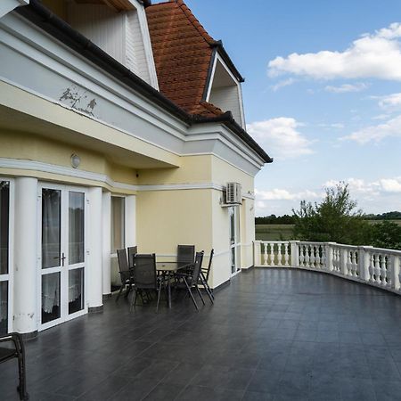 Elite Boutique Villa Oerkeny Orkeny Exteriér fotografie
