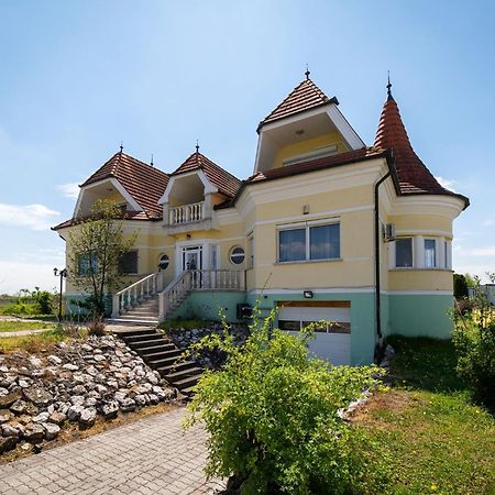Elite Boutique Villa Oerkeny Orkeny Exteriér fotografie